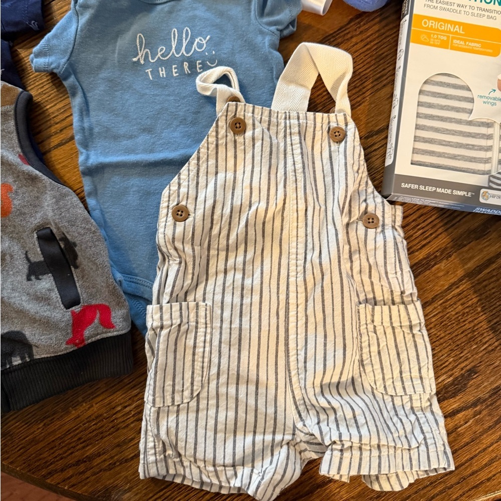 6 M Cloth Bundle W Sleep Sack & Socks - Picture 2 of 8